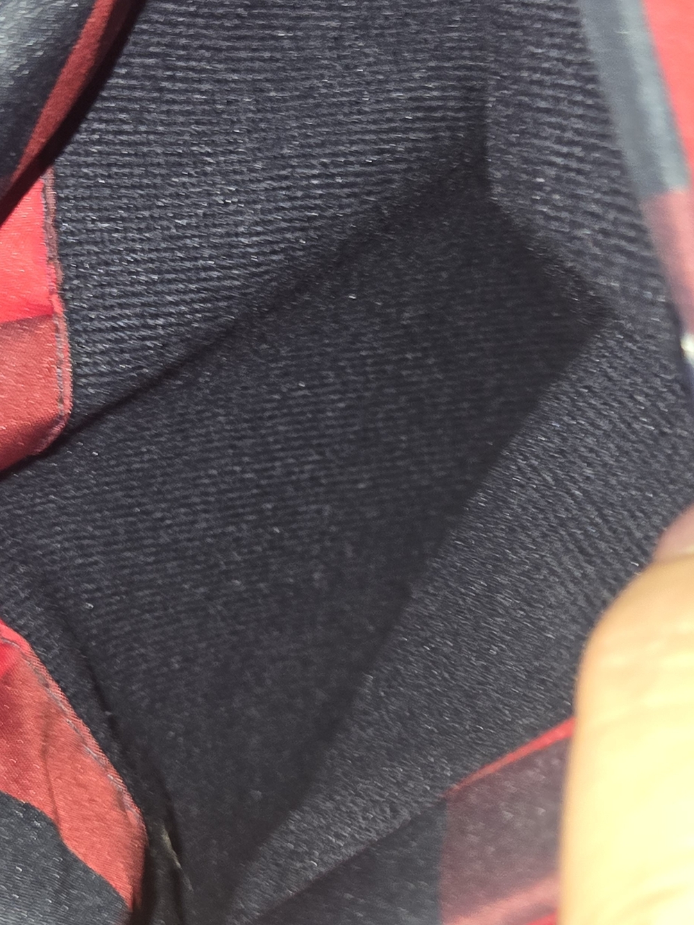 80% Down 20% Feather Fill Lands' End Red and Black Buffalo Check Puffer Vest - Picture 4 of 8